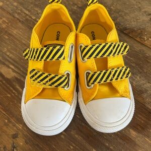 Converse Kids Yellow Sneakers with Black Straps